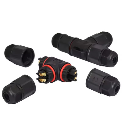Conector de alimentação à prova d'água de revestimento preto com tensão nominal de 250 V AC e resistência de contacto de 10 MΩ